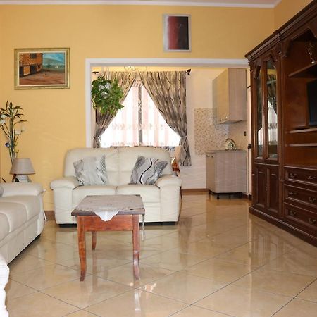Апартаменты Casa Andreea Vicino Al Centro Di Olbia Iun R5904 Экстерьер фото