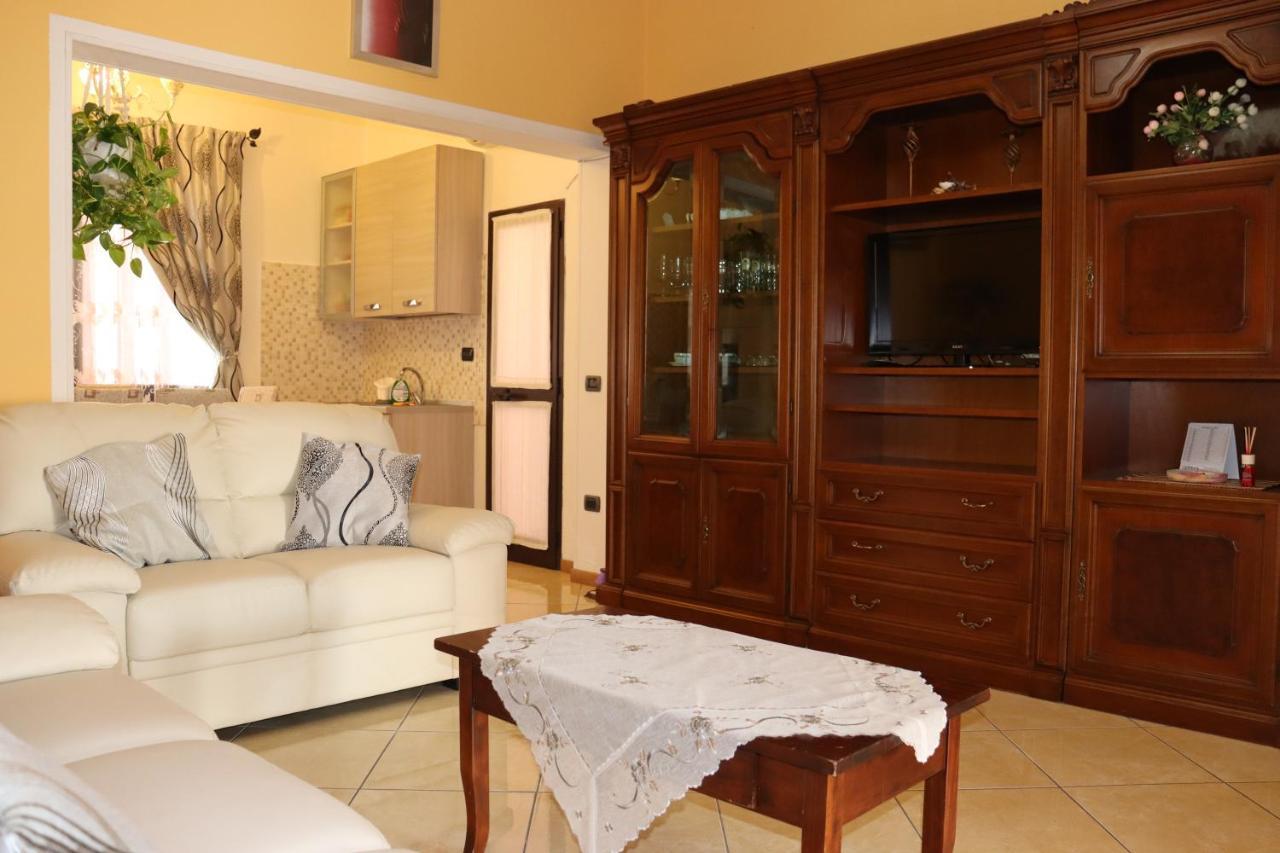 Апартаменты Casa Andreea Vicino Al Centro Di Olbia Iun R5904 Экстерьер фото