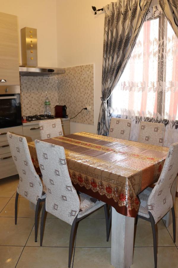 Апартаменты Casa Andreea Vicino Al Centro Di Olbia Iun R5904 Экстерьер фото